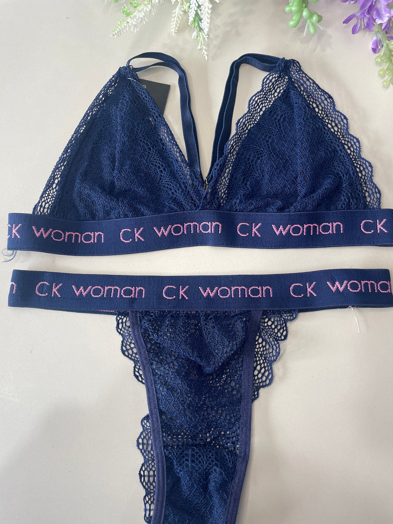 CONJUNTO LINGERIE CALVIN KLEIN TANGA